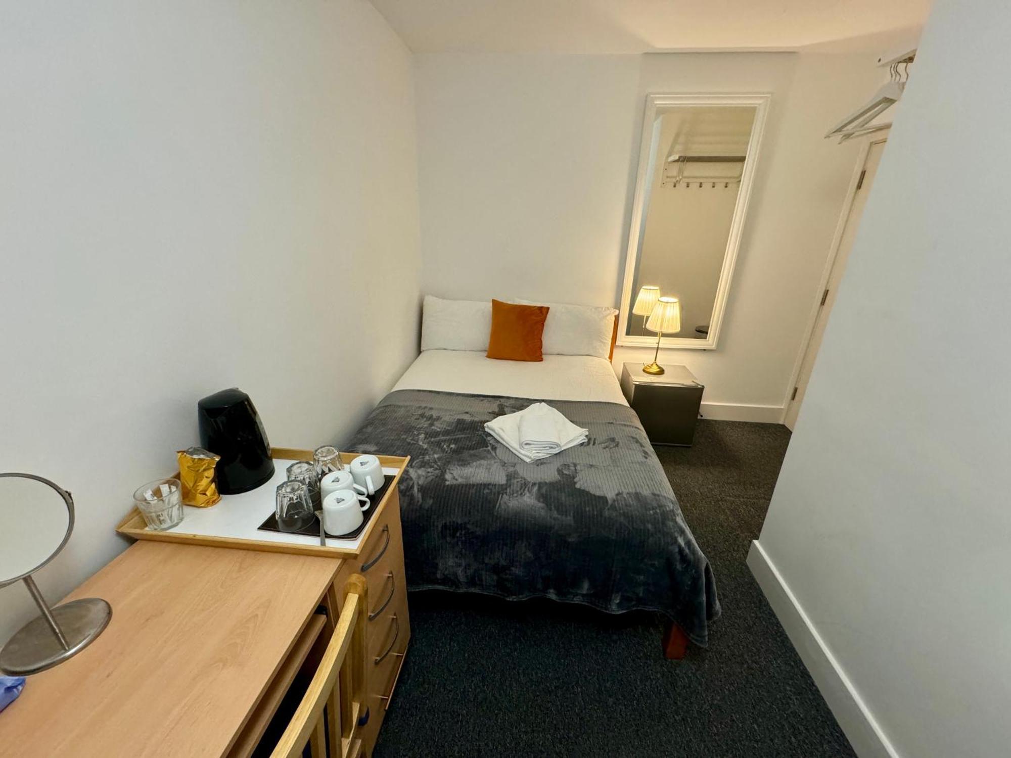 Euston Station Private Bedrooms 106 2